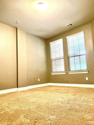 2713 Troutt Drive, Carrollton, TX 75010