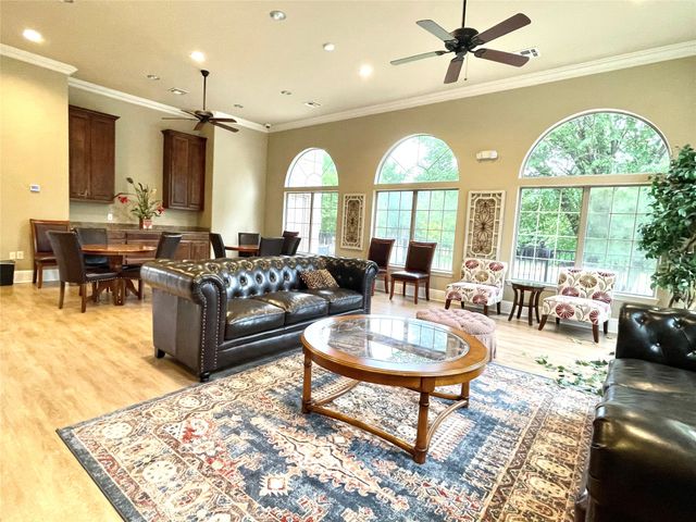 2713 Troutt Drive, Carrollton, TX 75010