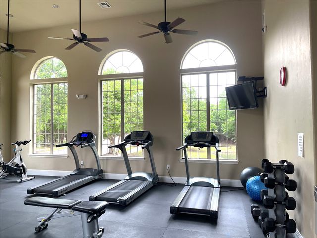 2713 Troutt Drive, Carrollton, TX 75010