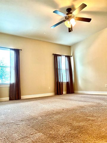 2713 Troutt Drive, Carrollton, TX 75010