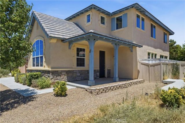 44040 Coral Drive, Lancaster, CA 93536