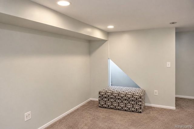 8465 Tinkler Road, Sterling Heights, MI 48312