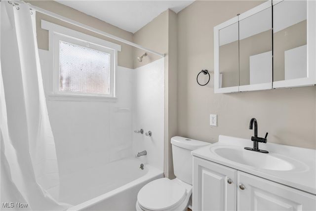 14019 Hale Avenue, Cleveland, OH 44110