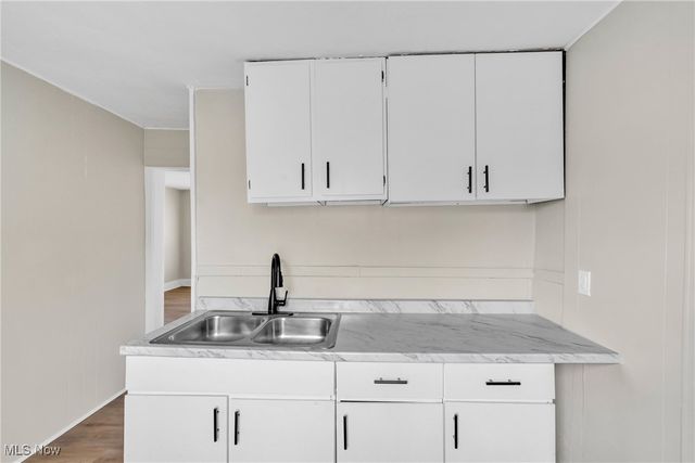 14019 Hale Avenue, Cleveland, OH 44110