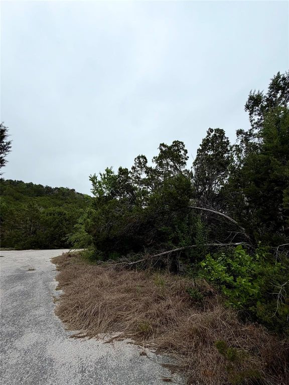 8903 Eagle PASS, Lago Vista, TX 78645