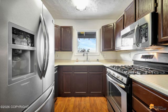 1153 W 71st Court, Anchorage, AK 99518