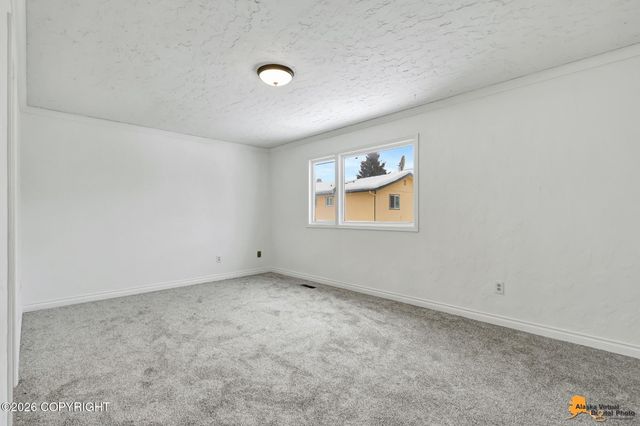 1153 W 71st Court, Anchorage, AK 99518