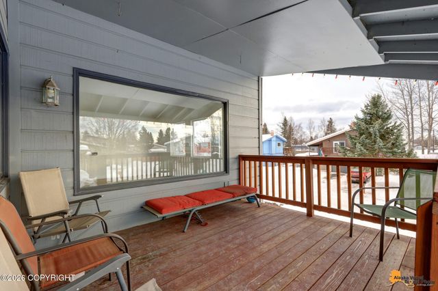 1153 W 71st Court, Anchorage, AK 99518