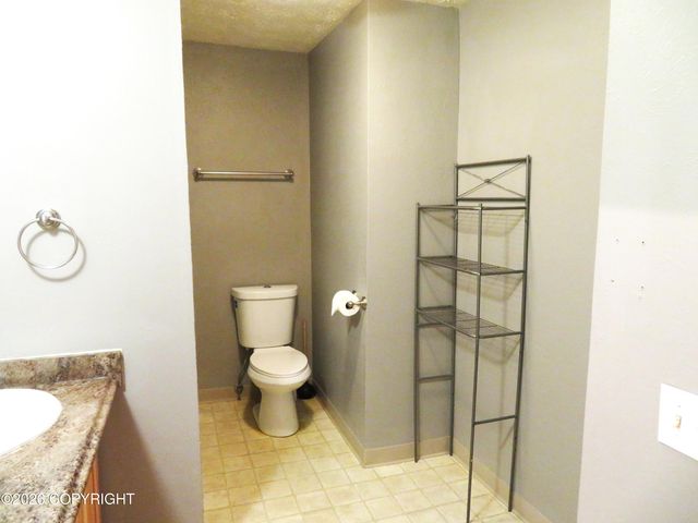 1153 W 71st Court, Anchorage, AK 99518