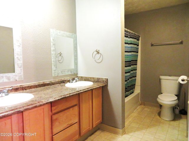 1153 W 71st Court, Anchorage, AK 99518