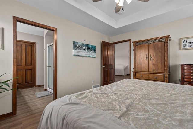 W6220 SHERWOOD POINT COURT, Greenville, WI 54942