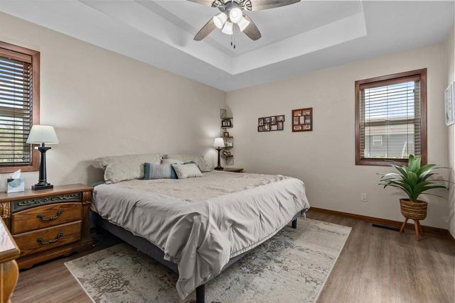 W6220 SHERWOOD POINT COURT, Greenville, WI 54942