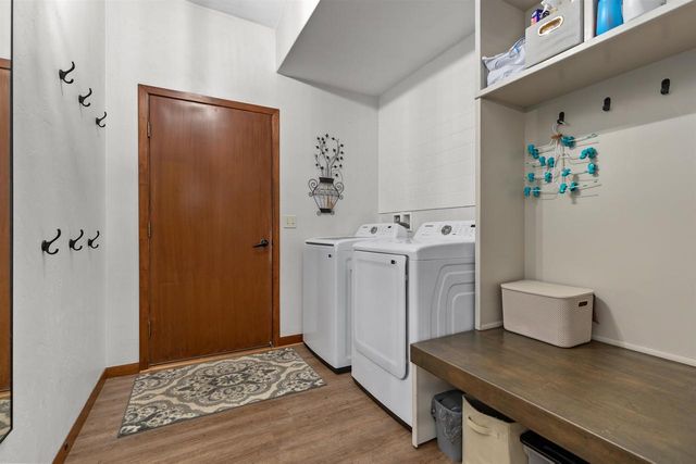 W6220 SHERWOOD POINT COURT, Greenville, WI 54942