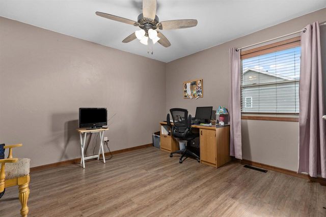 W6220 SHERWOOD POINT COURT, Greenville, WI 54942