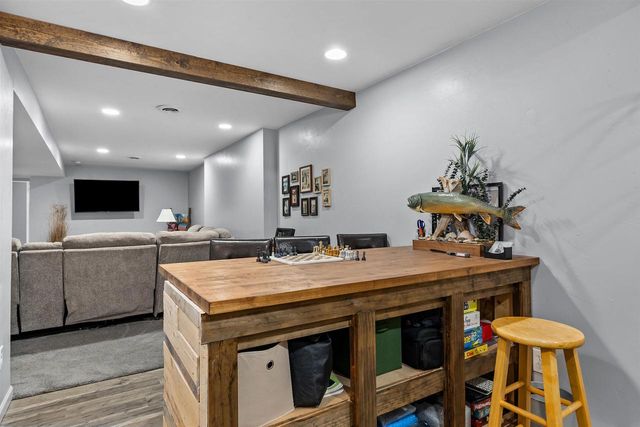 W6220 SHERWOOD POINT COURT, Greenville, WI 54942