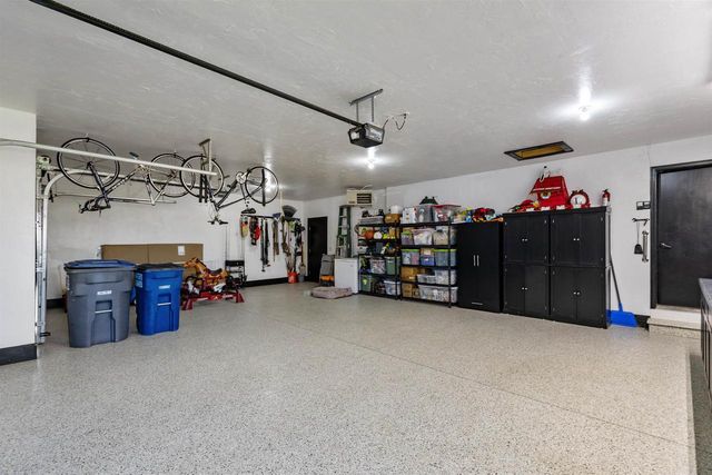W6220 SHERWOOD POINT COURT, Greenville, WI 54942