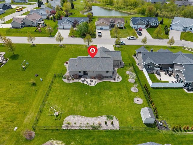 W6220 SHERWOOD POINT COURT, Greenville, WI 54942