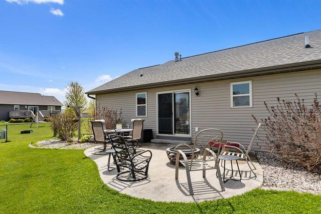 W6220 SHERWOOD POINT COURT, Greenville, WI 54942