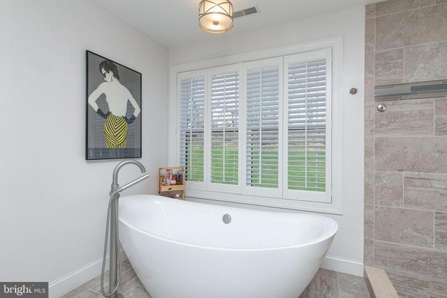 4061 SAWMILL RD, Doylestown, PA 18902