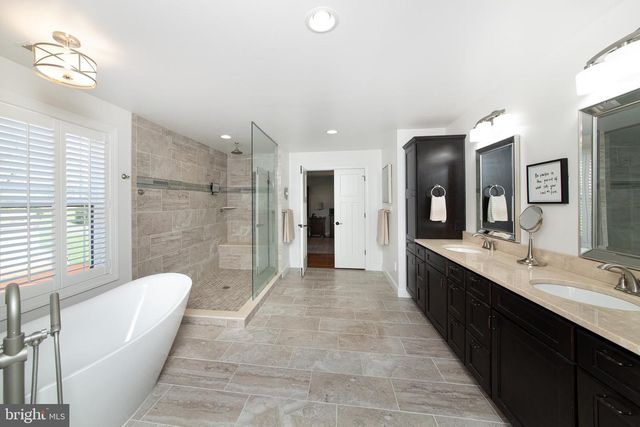 4061 SAWMILL RD, Doylestown, PA 18902