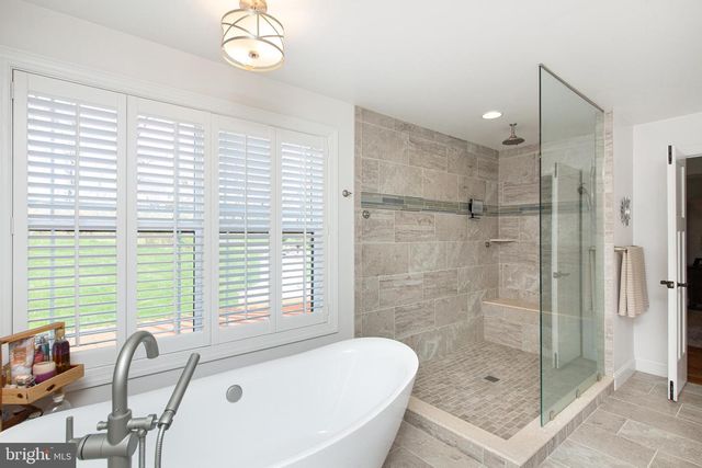 4061 SAWMILL RD, Doylestown, PA 18902