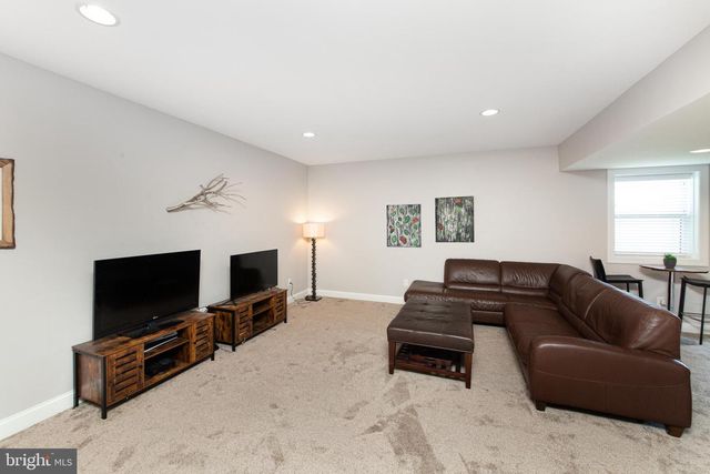 4061 SAWMILL RD, Doylestown, PA 18902