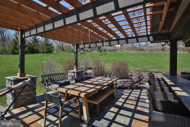 4061 SAWMILL RD, Doylestown, PA 18902