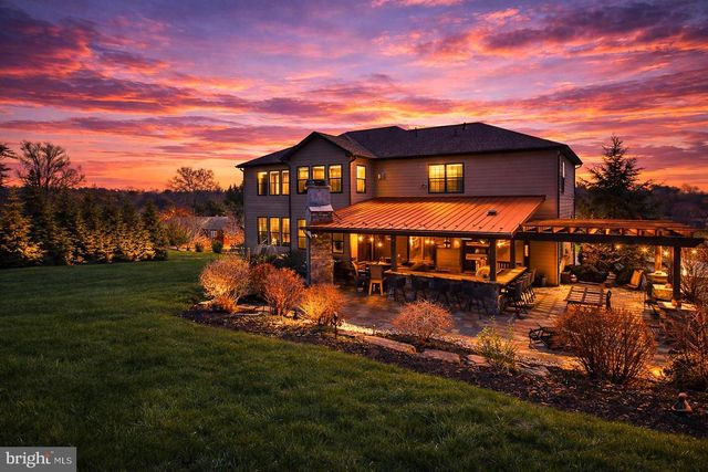 4061 SAWMILL RD, Doylestown, PA 18902