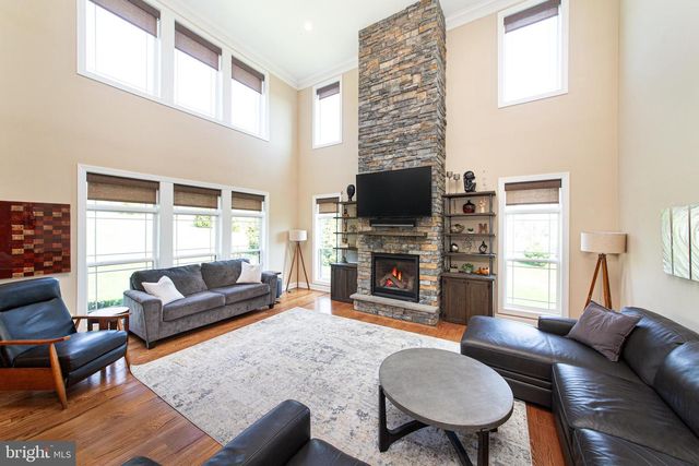 4061 SAWMILL RD, Doylestown, PA 18902