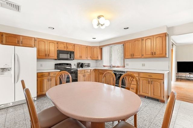12 Landers Rd, Stoneham, MA 02180