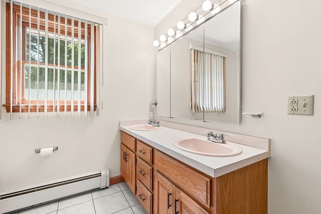 12 Landers Rd, Stoneham, MA 02180