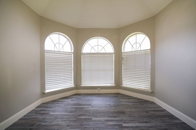 4315 Elgin Court, Grand Prairie, TX 75052