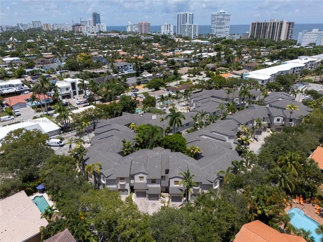 1900 Oceanwalk Ln 109, Lauderdale By The Sea, FL 33062