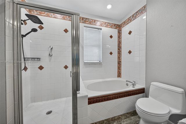 1900 Oceanwalk Ln 109, Lauderdale By The Sea, FL 33062
