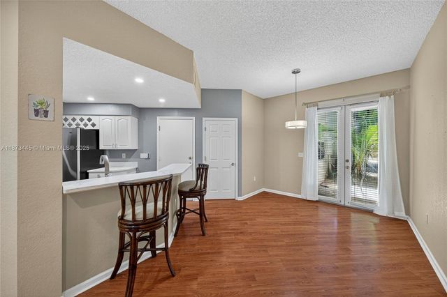 1900 Oceanwalk Ln 109, Lauderdale By The Sea, FL 33062