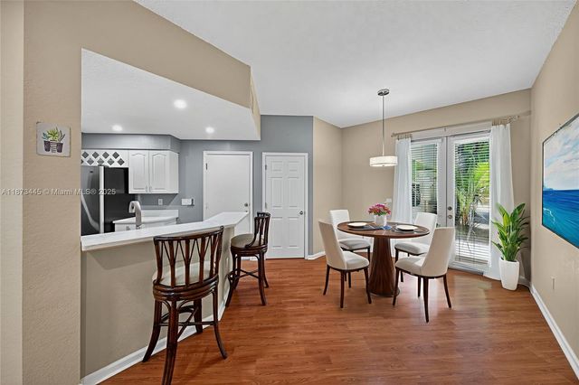 1900 Oceanwalk Ln 109, Lauderdale By The Sea, FL 33062