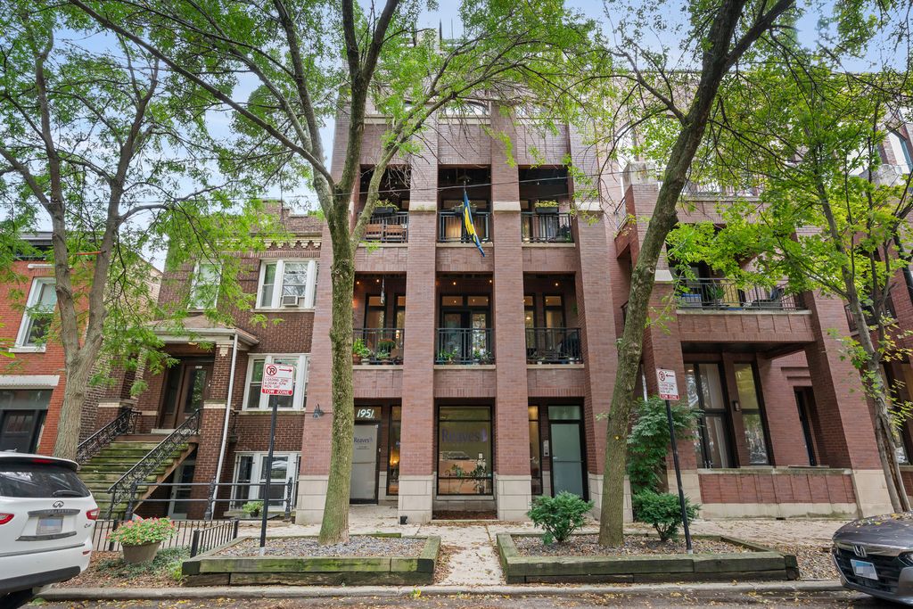 1951 W Cortland Street 2, Chicago, IL 60622 — exterior