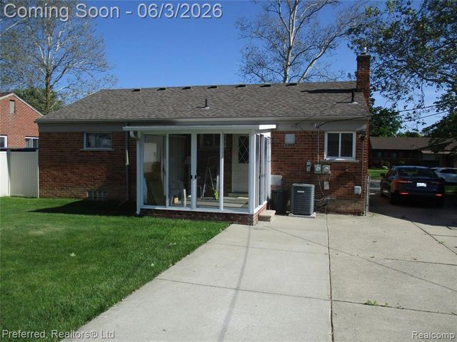 31221 Westfield Street, Livonia, MI 48150