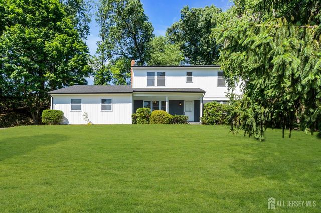 6 Conover Court, East Brunswick, NJ 08816