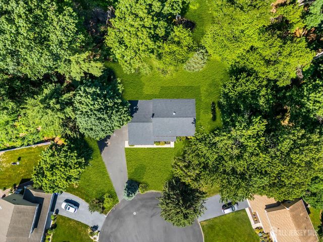 6 Conover Court, East Brunswick, NJ 08816