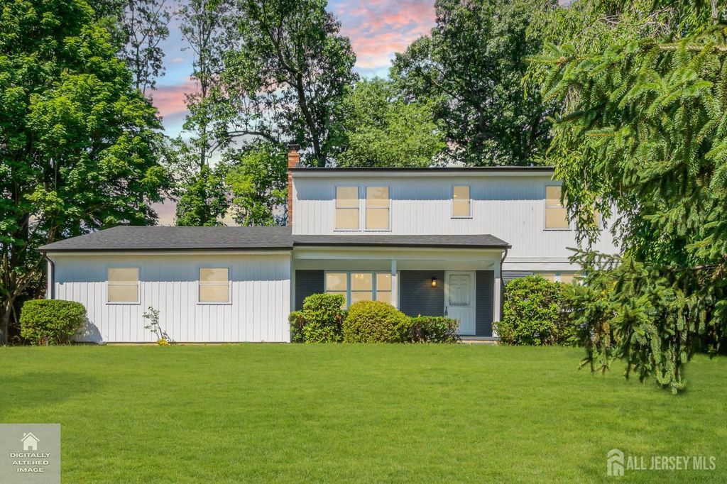 6 Conover Court, East Brunswick, NJ 08816