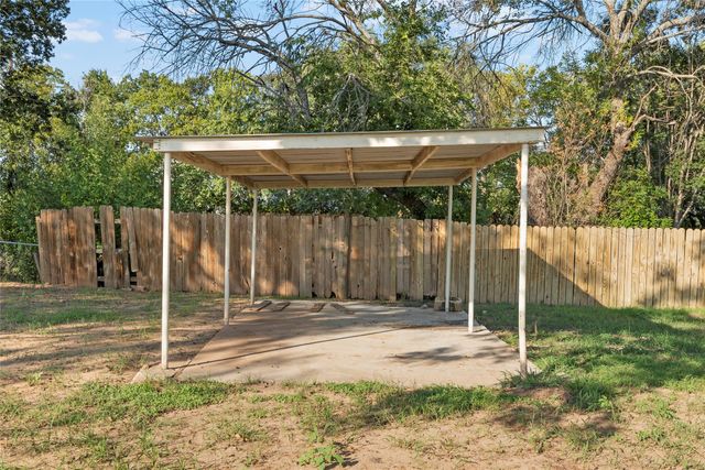 1929 GURLEY Lane, Waco, TX 76706