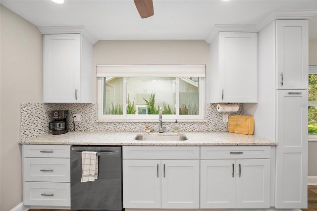 8140 NW 48TH LANE, Ocala, FL 34482