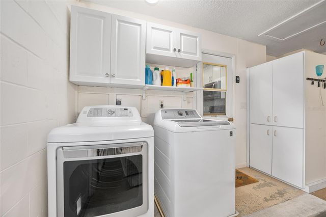 8140 NW 48TH LANE, Ocala, FL 34482