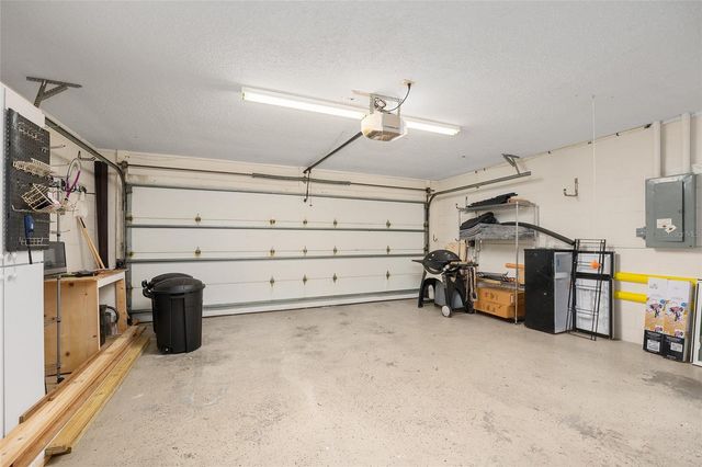 8140 NW 48TH LANE, Ocala, FL 34482