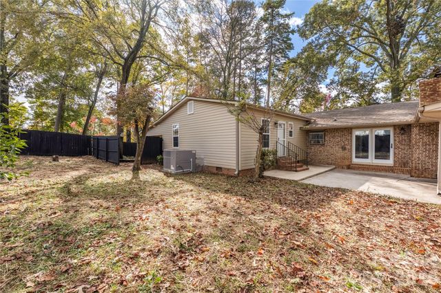 203 Ewing Drive, Belmont, NC 28012