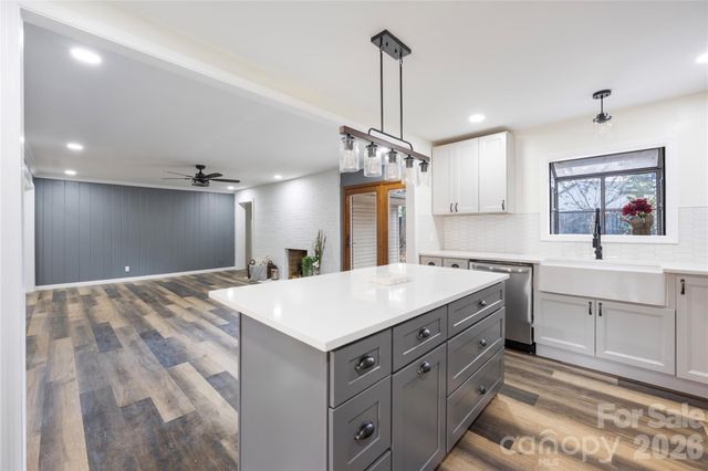 203 Ewing Drive, Belmont, NC 28012