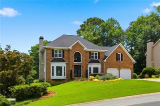 3328 Rough Creek Drive, Woodstock, GA 30189