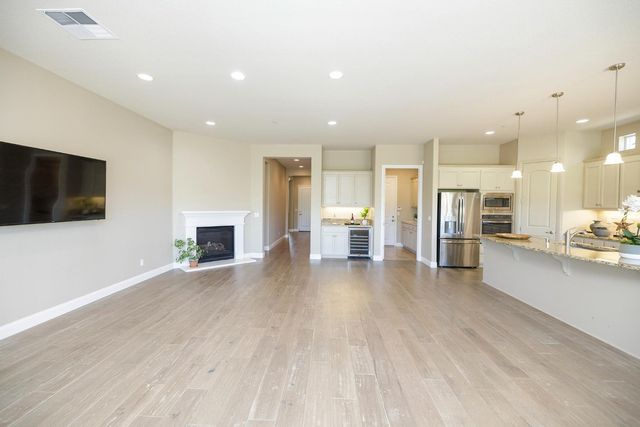 2234 Via Vita, Oakdale, CA 95361