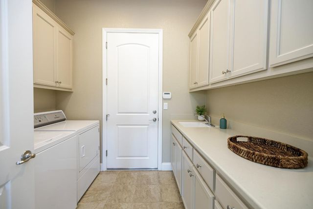 2234 Via Vita, Oakdale, CA 95361